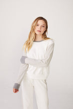 Load image into Gallery viewer, MONROW Stripe Mix Crew Sweatshirt