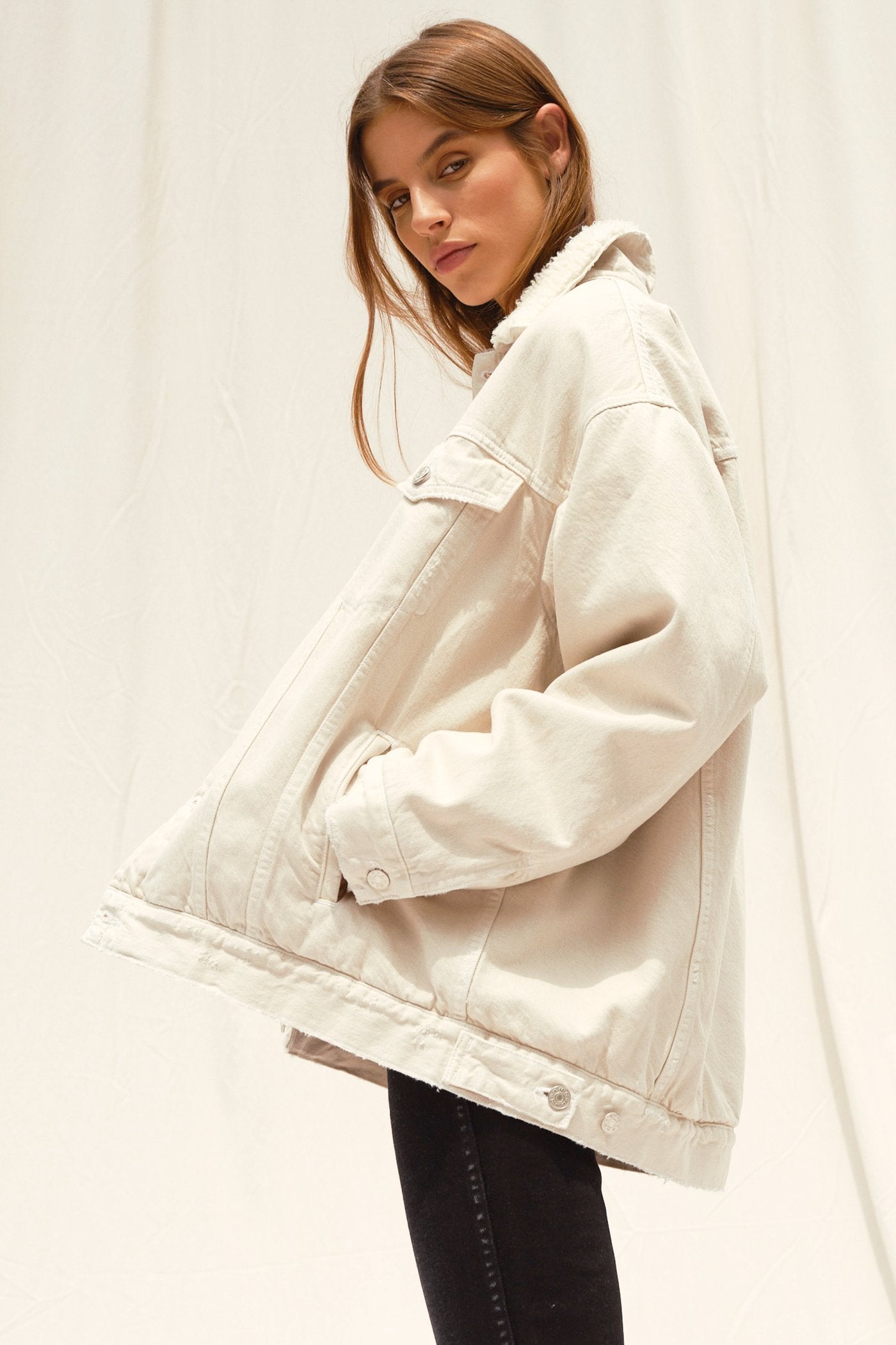 AMO Oversized Sherpa Jacket