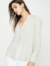 Load image into Gallery viewer, BROCHU WALKER Lena Blouson Blouse
