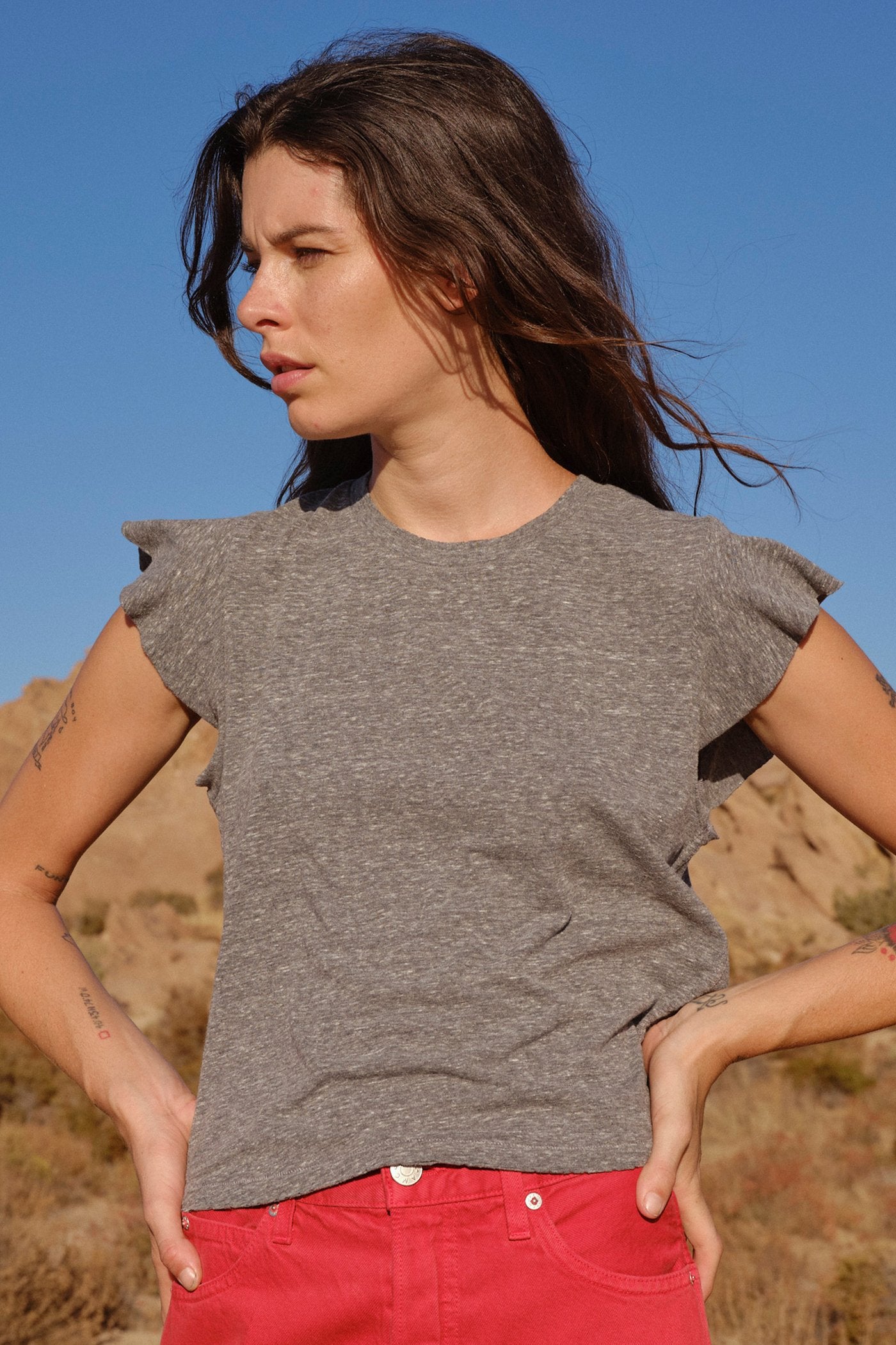 AMO Flutter Tee